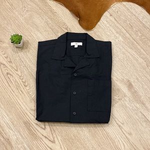 Men’s Short-sleeve Button Down (Medium)